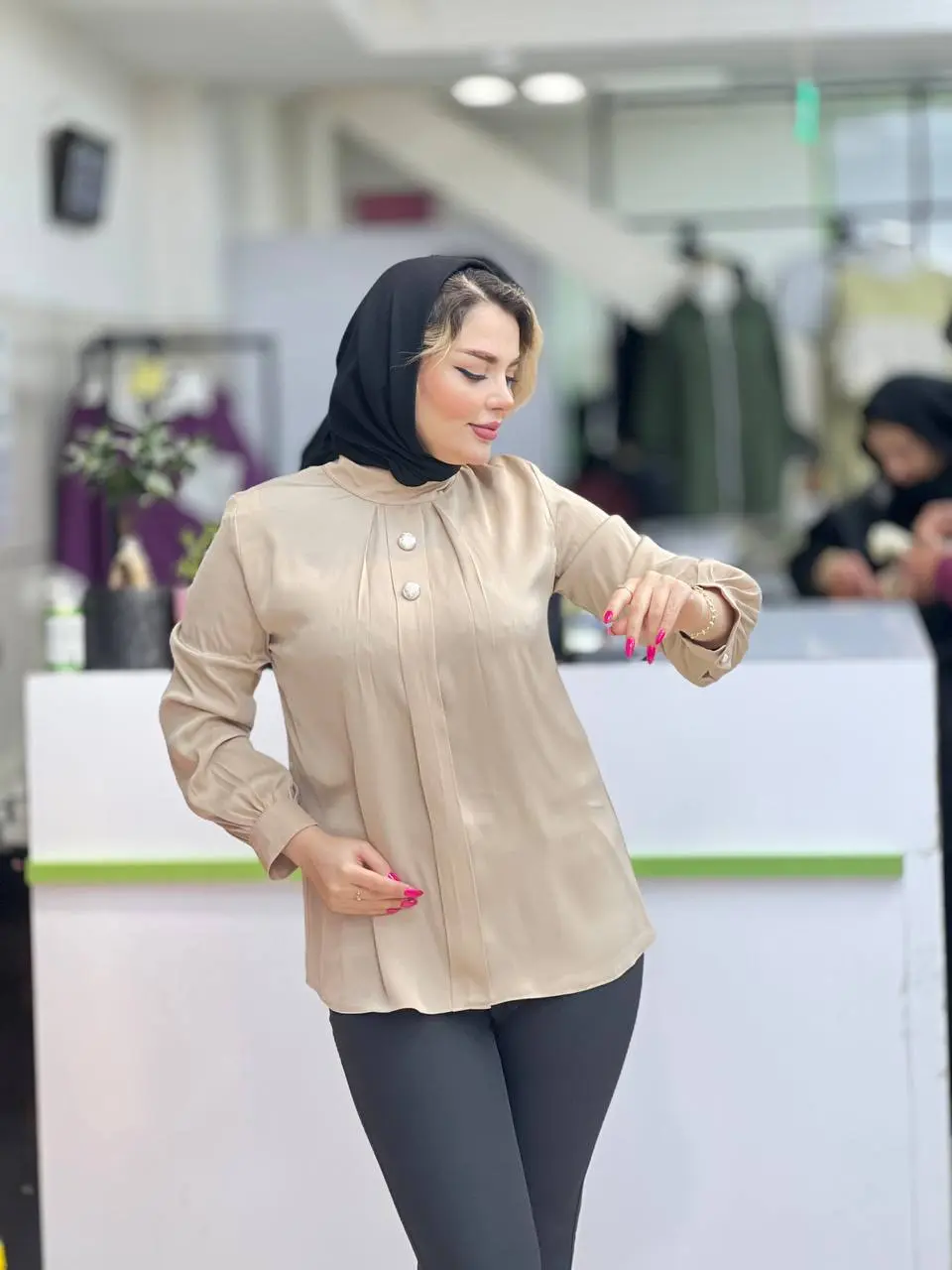 شومیز ساتن دو دکمه